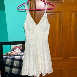 Super cute Speechless White lace skater dress